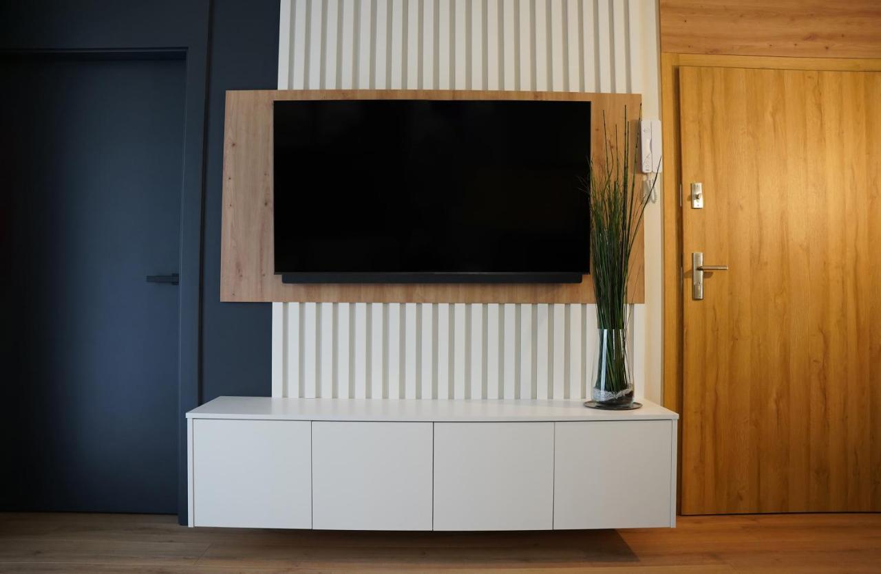 Apartamenty Metro Targowek 27 Varsovie Extérieur photo