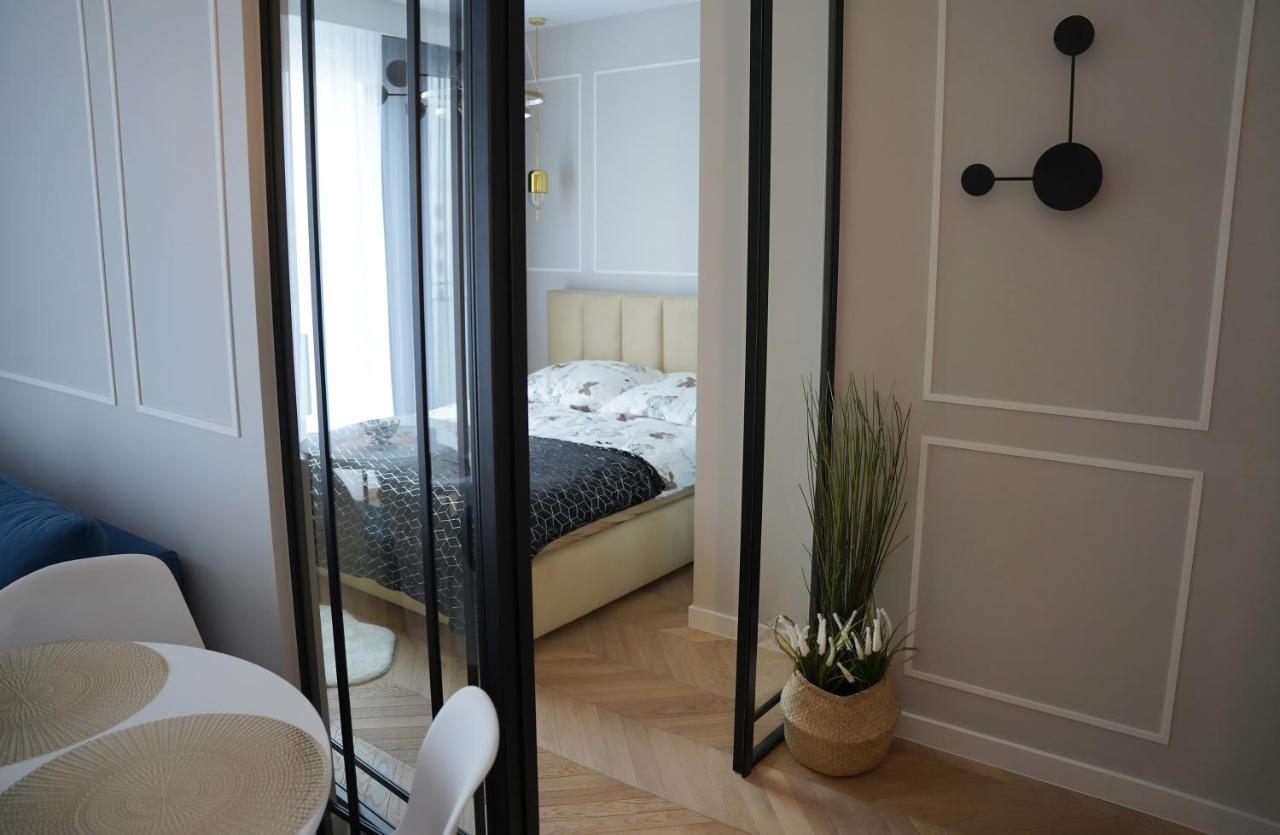 Apartamenty Metro Targowek 27 Varsovie Extérieur photo