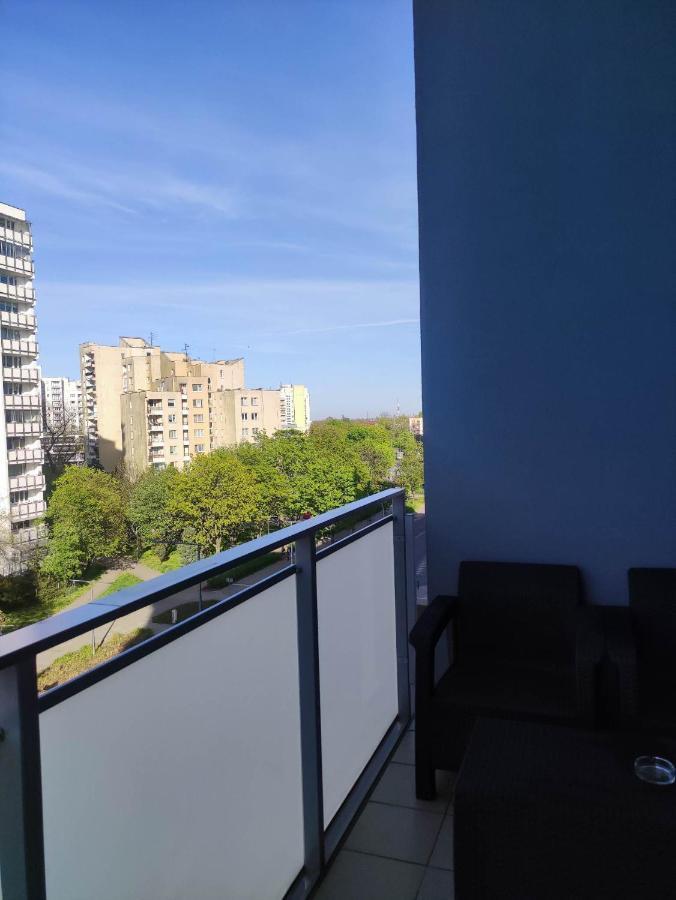 Apartamenty Metro Targowek 27 Varsovie Extérieur photo