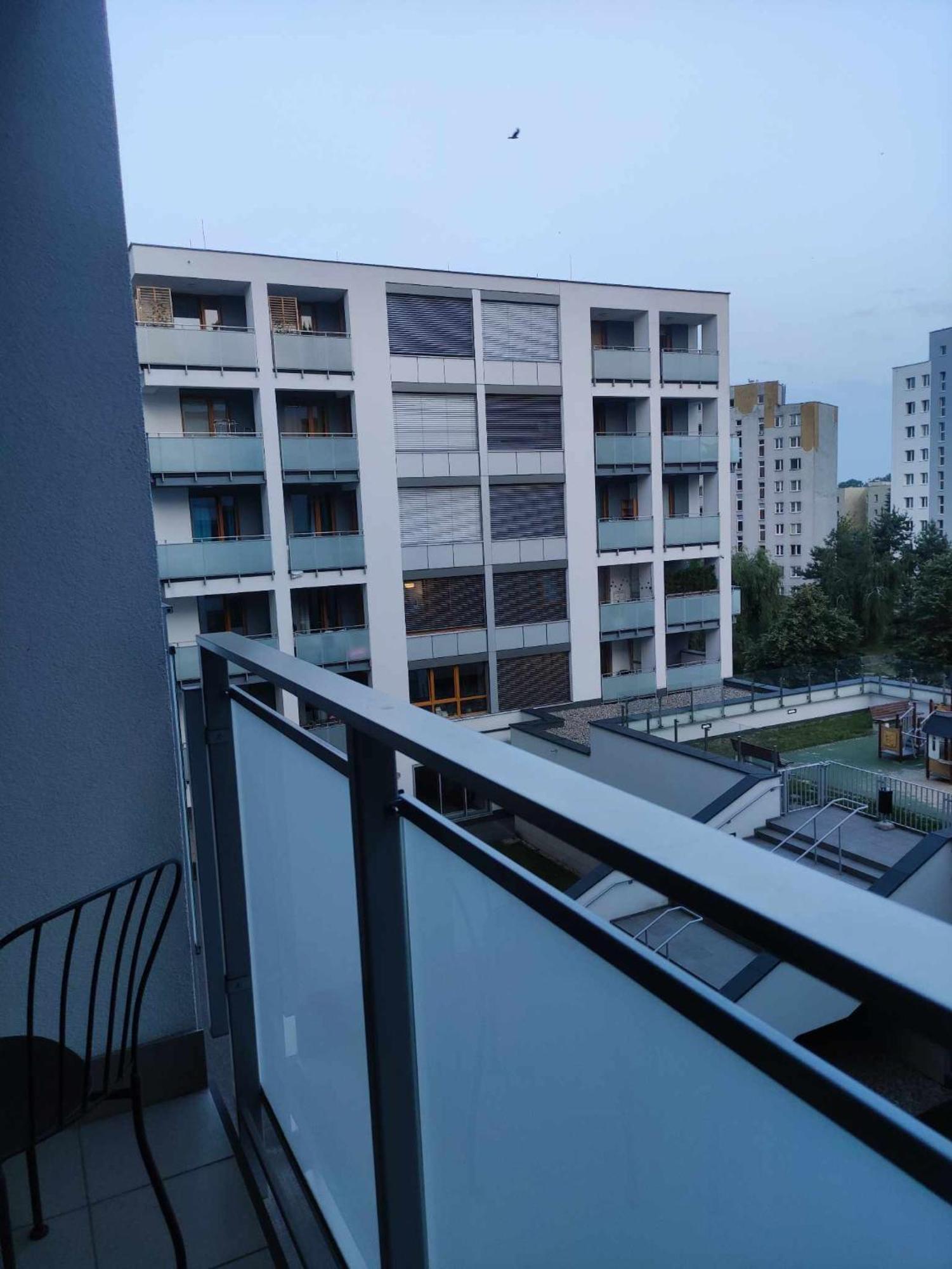 Apartamenty Metro Targowek 27 Varsovie Extérieur photo