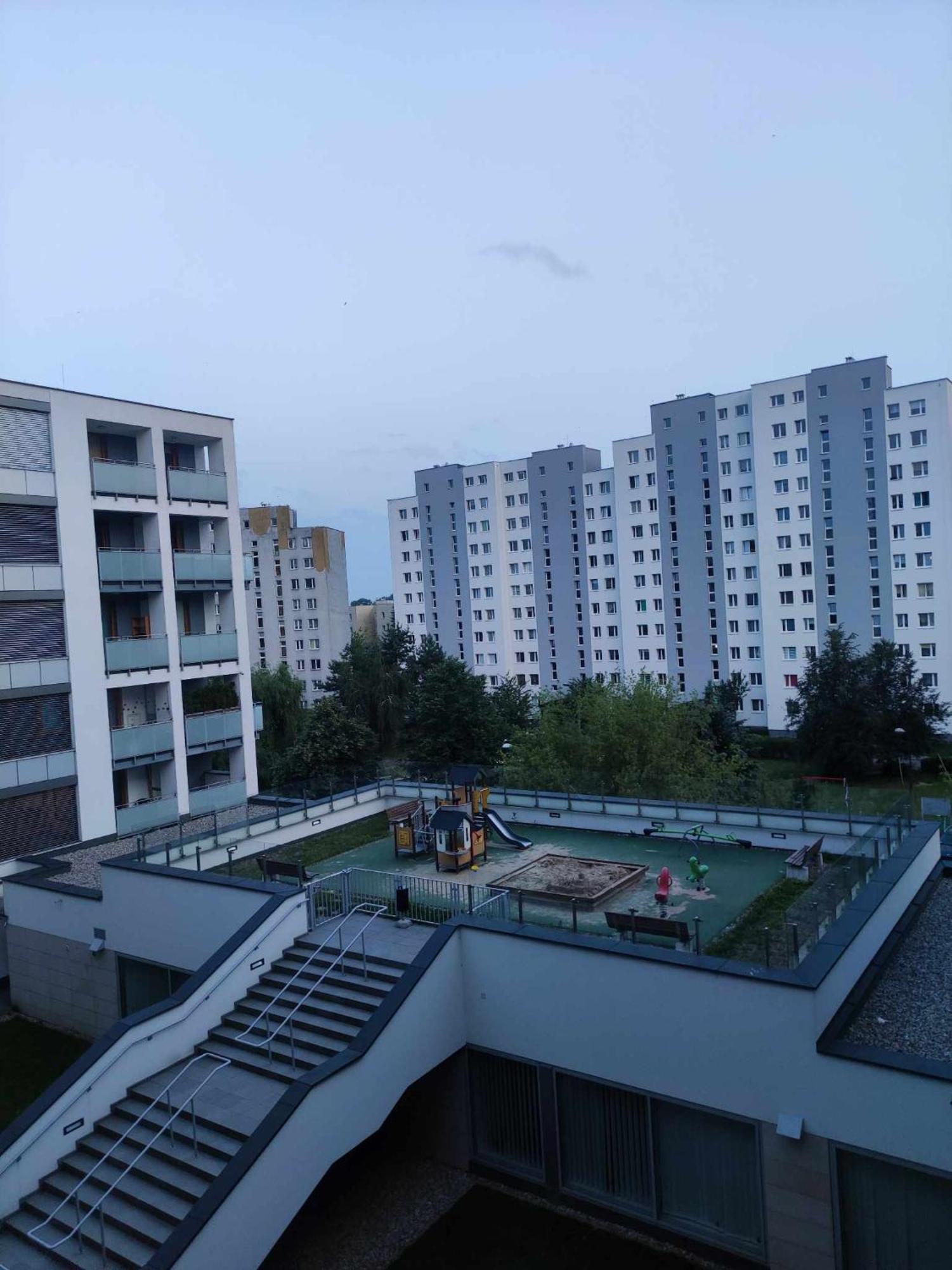 Apartamenty Metro Targowek 27 Varsovie Extérieur photo
